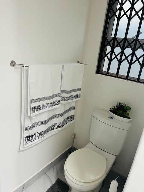 To Let 1 Bedroom Property for Rent in Table View Western Cape